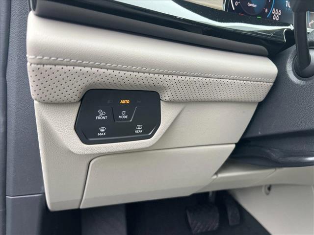 new 2025 Volkswagen Atlas car, priced at $40,457