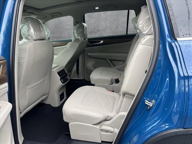 new 2025 Volkswagen Atlas car, priced at $44,769