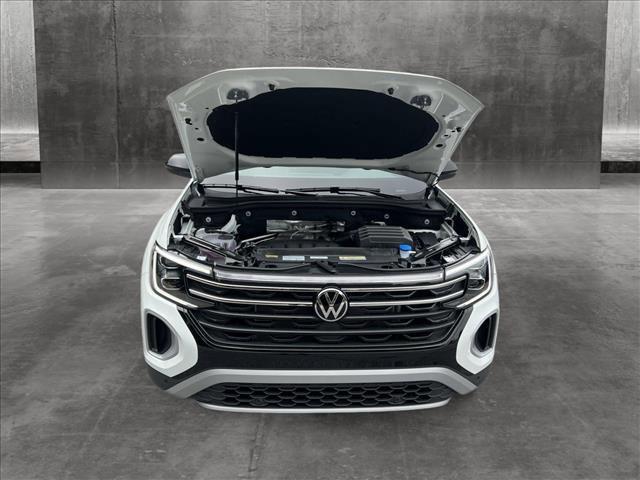 new 2024 Volkswagen Atlas car, priced at $42,499