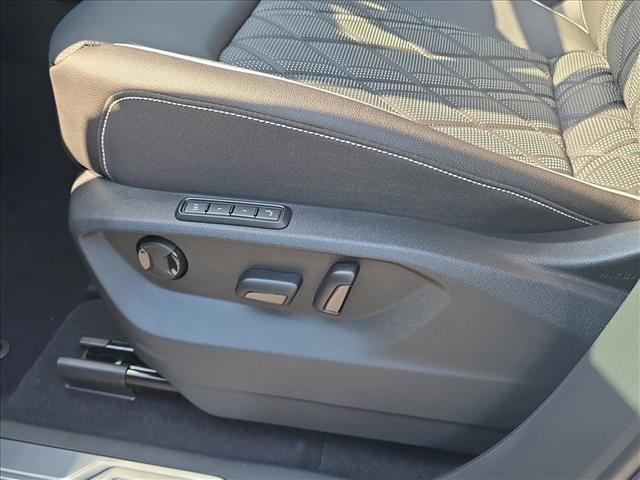 new 2026 Volkswagen Atlas car, priced at $55,429