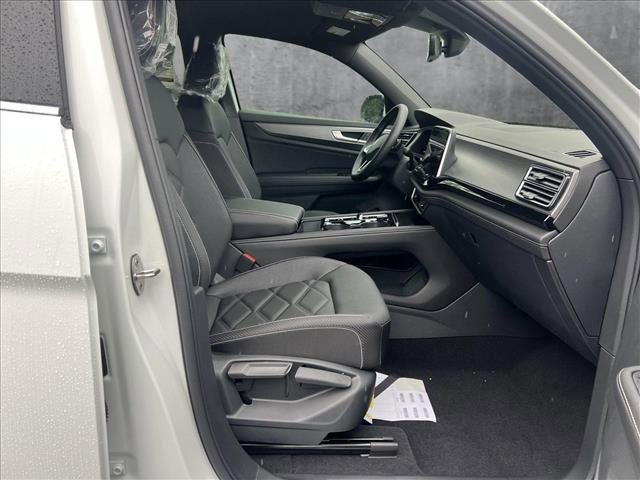 new 2025 Volkswagen Atlas Cross Sport car, priced at $42,446