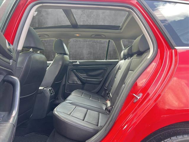 used 2013 Volkswagen Jetta SportWagen car, priced at $11,688