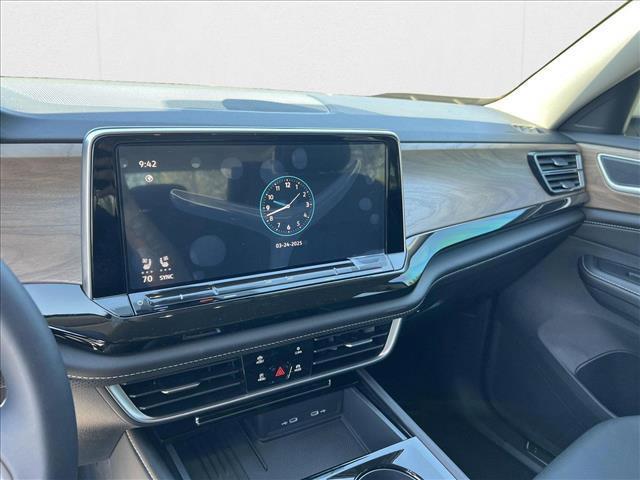 new 2025 Volkswagen Atlas car, priced at $40,469