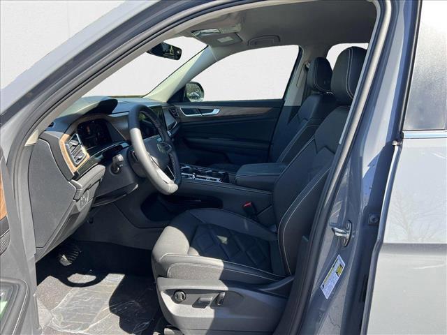 new 2025 Volkswagen Atlas car, priced at $40,469