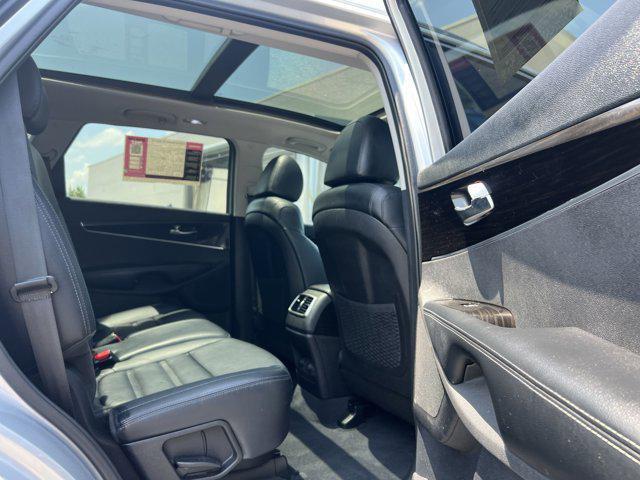 used 2019 Kia Sorento car, priced at $16,949