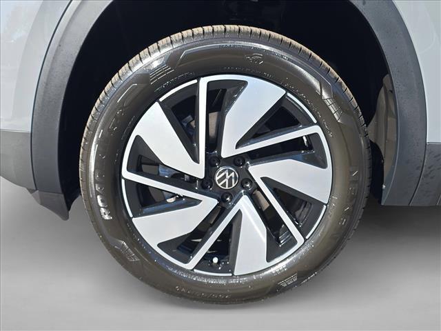 new 2026 Volkswagen Atlas car, priced at $46,303