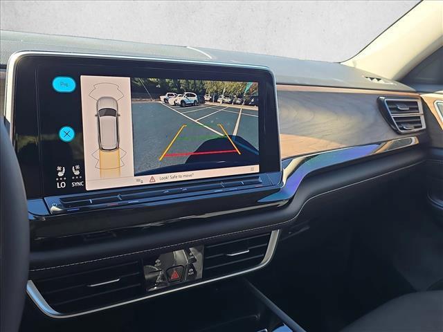 new 2026 Volkswagen Atlas car, priced at $46,303