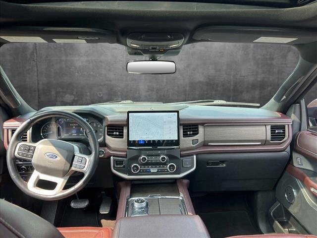 used 2023 Ford Expedition car, priced at $44,858