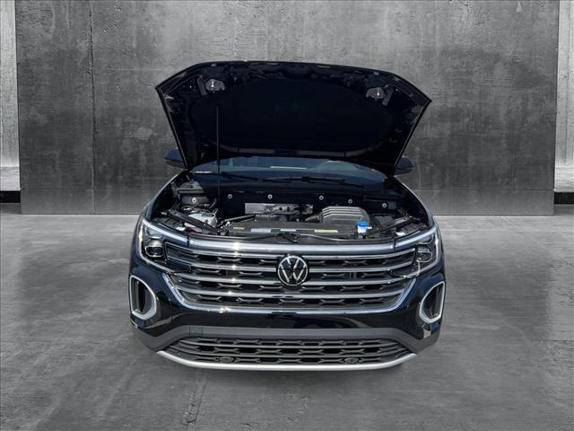 new 2025 Volkswagen Atlas car, priced at $38,499