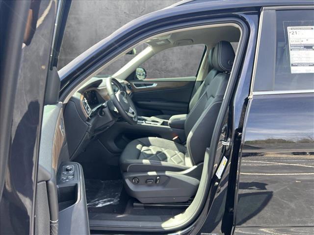 new 2025 Volkswagen Atlas car, priced at $38,499