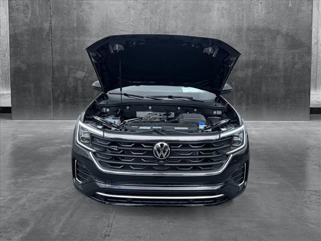 new 2025 Volkswagen Atlas car, priced at $51,668