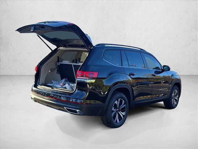 new 2026 Volkswagen Atlas car, priced at $40,402