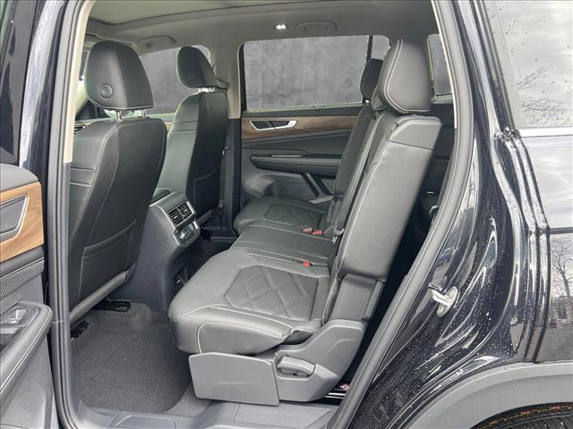 new 2025 Volkswagen Atlas car, priced at $42,329