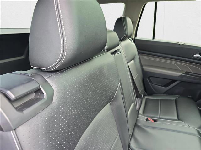 used 2022 Volkswagen Atlas car, priced at $24,999