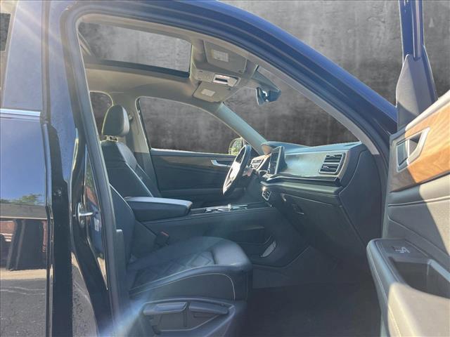 used 2024 Volkswagen Atlas car, priced at $40,358