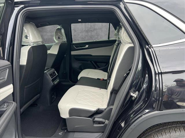 new 2025 Volkswagen Atlas Cross Sport car, priced at $53,686