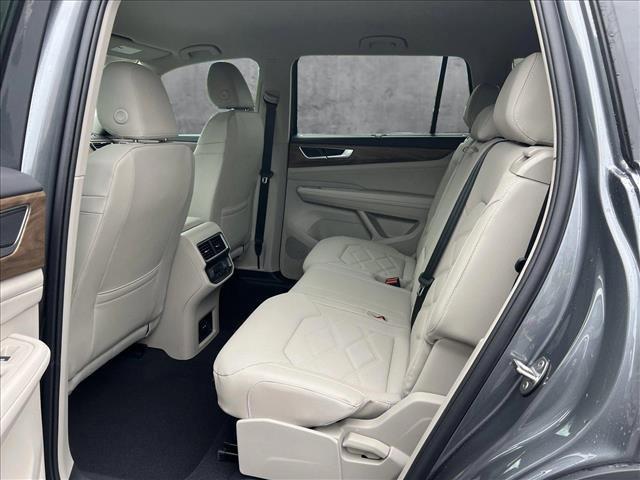 new 2025 Volkswagen Atlas car, priced at $43,649