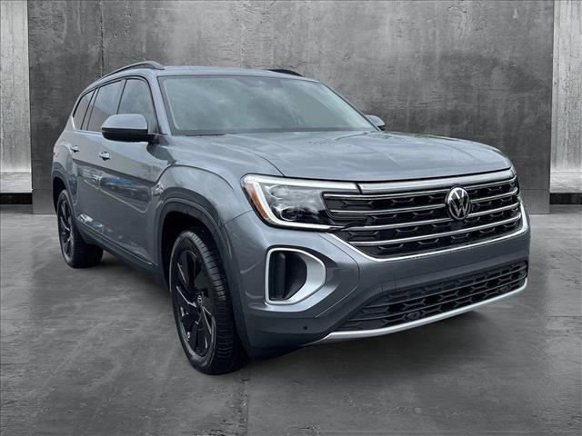 new 2025 Volkswagen Atlas car, priced at $43,649