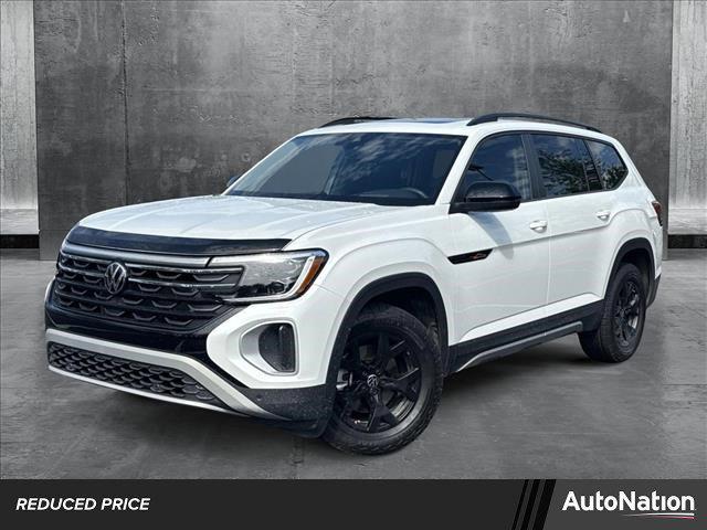 used 2024 Volkswagen Atlas car, priced at $41,996