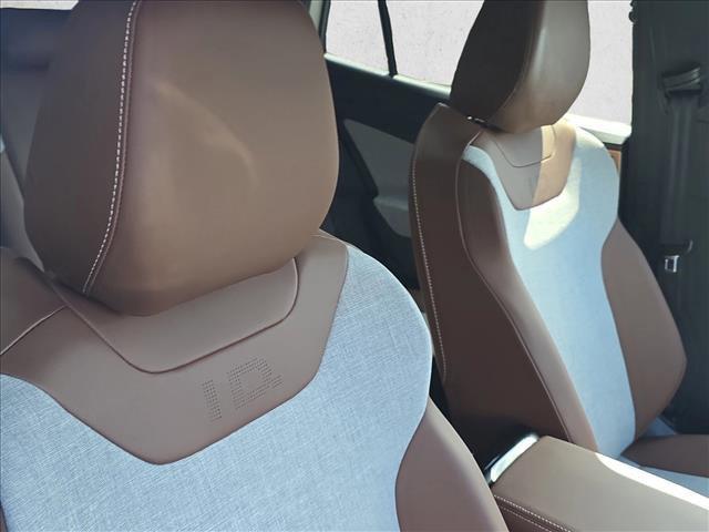 used 2025 Volkswagen ID.4 car, priced at $33,849
