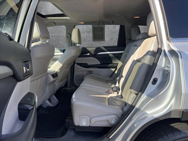 used 2019 Toyota Highlander car, priced at $26,278