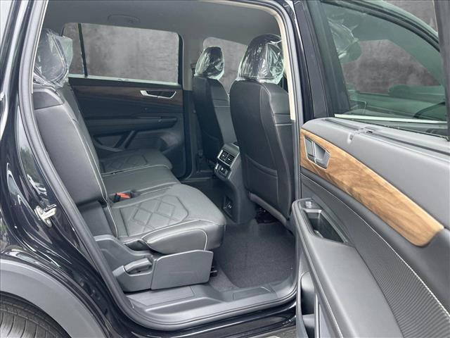 new 2025 Volkswagen Atlas car, priced at $41,799