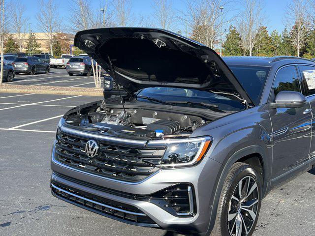 new 2025 Volkswagen Atlas Cross Sport car, priced at $53,456