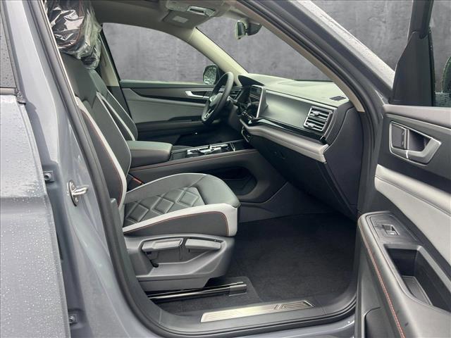 new 2025 Volkswagen Atlas car, priced at $44,771