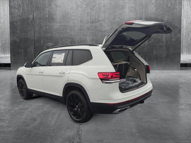 new 2025 Volkswagen Atlas car, priced at $43,019