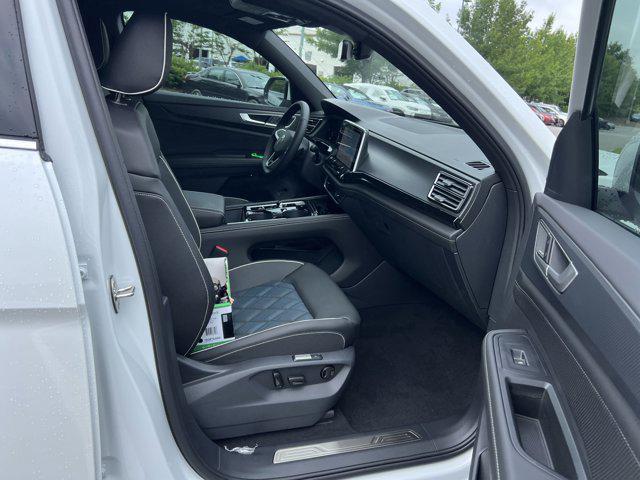 new 2025 Volkswagen Atlas Cross Sport car, priced at $52,708