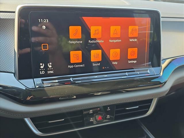 new 2026 Volkswagen Atlas car, priced at $48,482