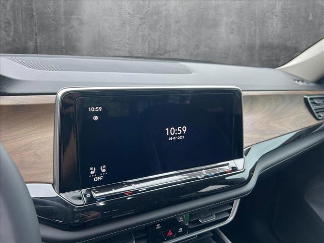 new 2025 Volkswagen Atlas car, priced at $37,493