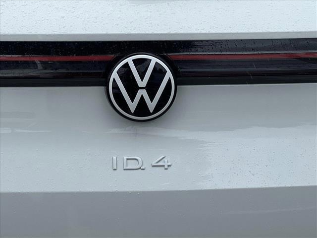new 2025 Volkswagen ID.4 car, priced at $35,789