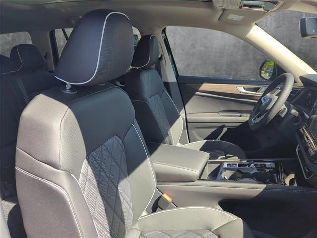 new 2025 Volkswagen Atlas car, priced at $52,169
