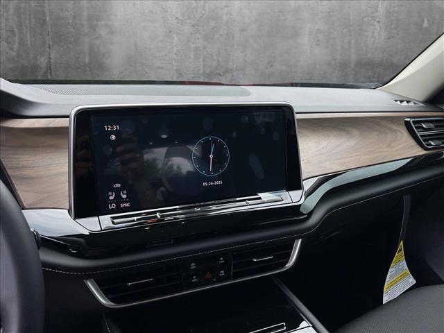 new 2025 Volkswagen Atlas car, priced at $42,096