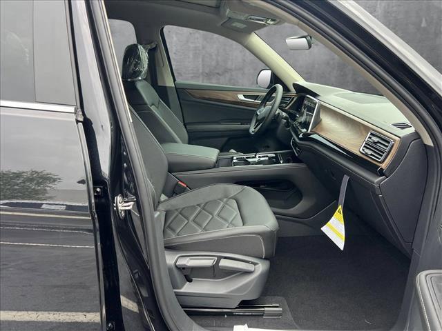 new 2025 Volkswagen Atlas car, priced at $42,096