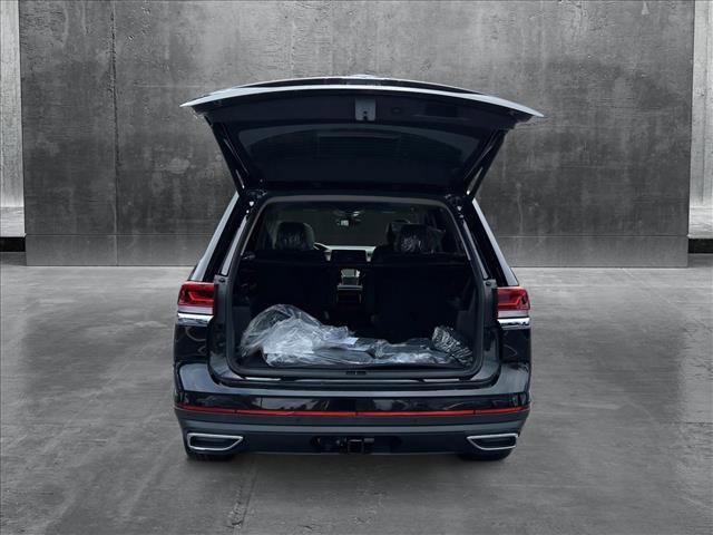 new 2025 Volkswagen Atlas car, priced at $42,096