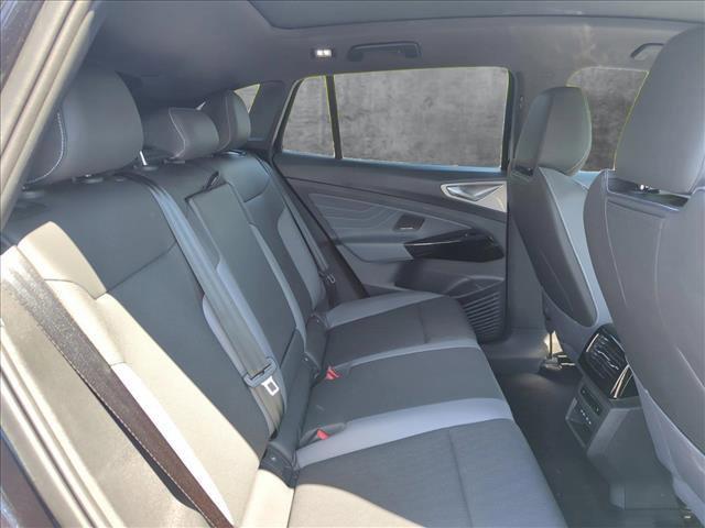 new 2025 Volkswagen ID.4 car, priced at $52,529