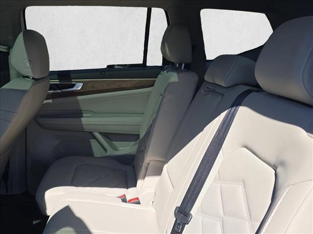 new 2026 Volkswagen Atlas car, priced at $43,039