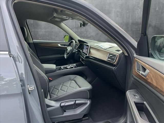 new 2025 Volkswagen Atlas car, priced at $44,249