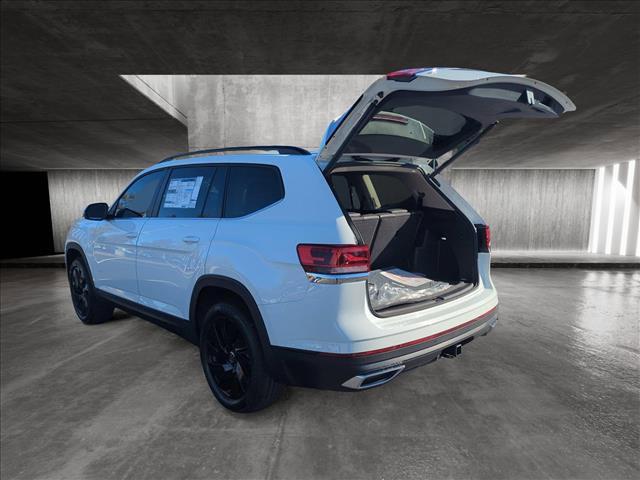 new 2025 Volkswagen Atlas car, priced at $43,429