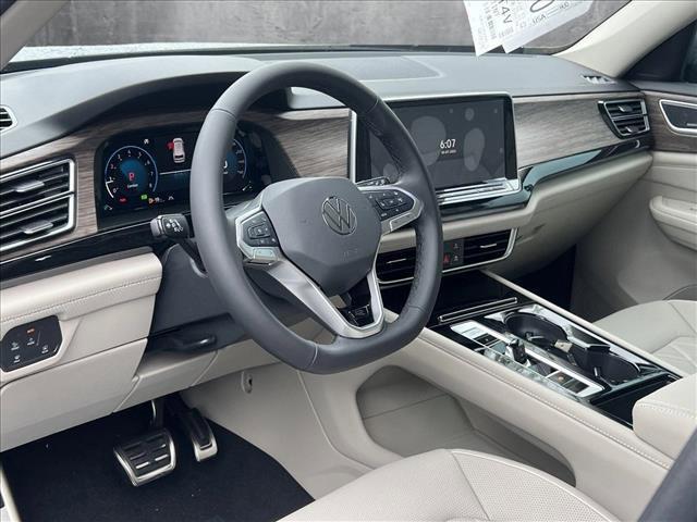 new 2025 Volkswagen Atlas car, priced at $52,169