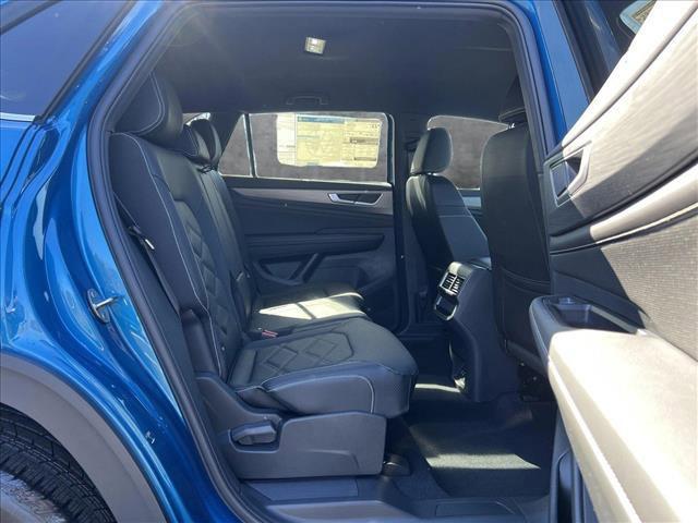 new 2025 Volkswagen Atlas Cross Sport car, priced at $40,899