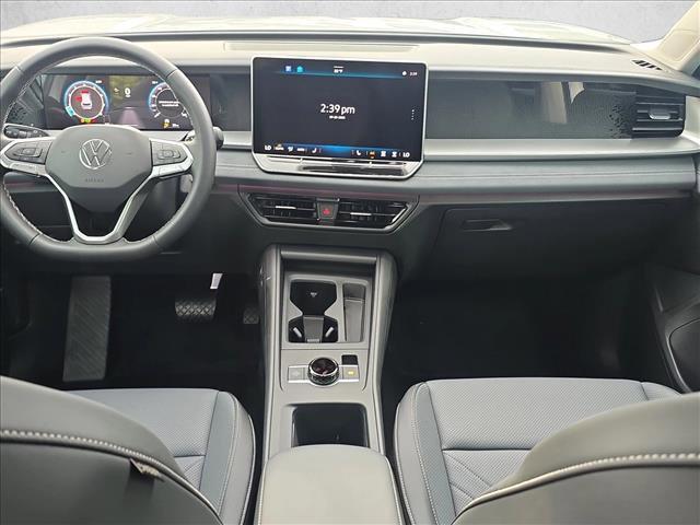 new 2025 Volkswagen Tiguan car, priced at $32,861