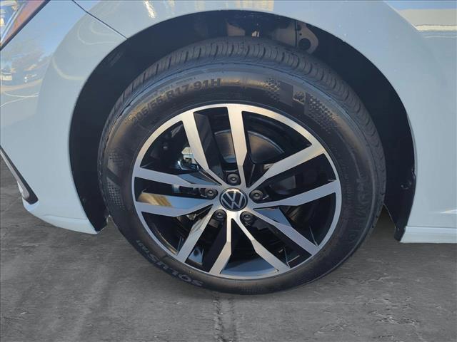 new 2025 Volkswagen Jetta car, priced at $25,129