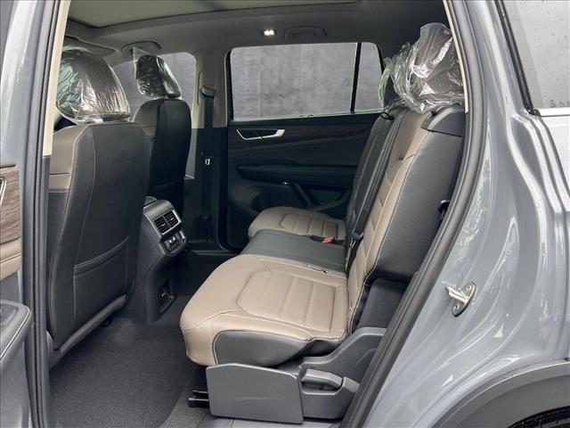 new 2025 Volkswagen Atlas car, priced at $49,416