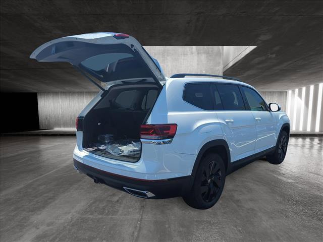 new 2024 Volkswagen Atlas car, priced at $39,598