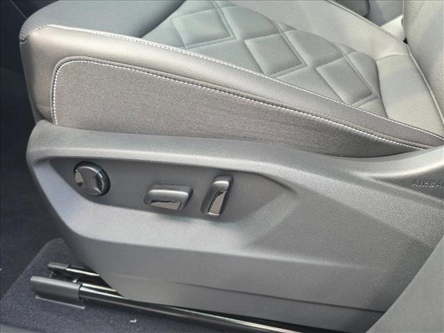 new 2026 Volkswagen Atlas car, priced at $43,582