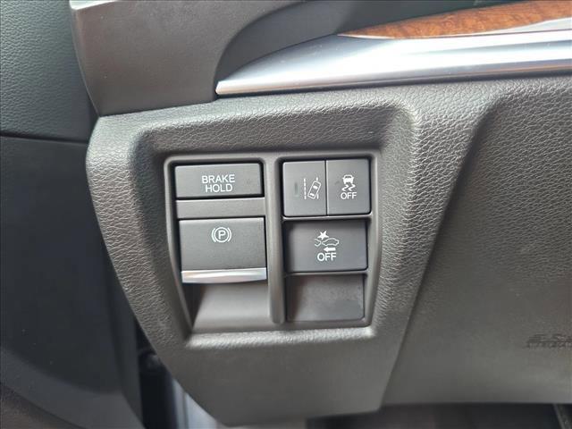 used 2019 Acura MDX car, priced at $18,898
