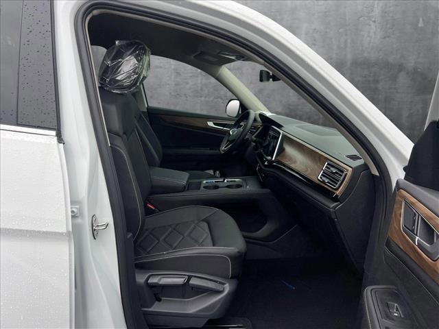new 2025 Volkswagen Atlas car, priced at $38,731